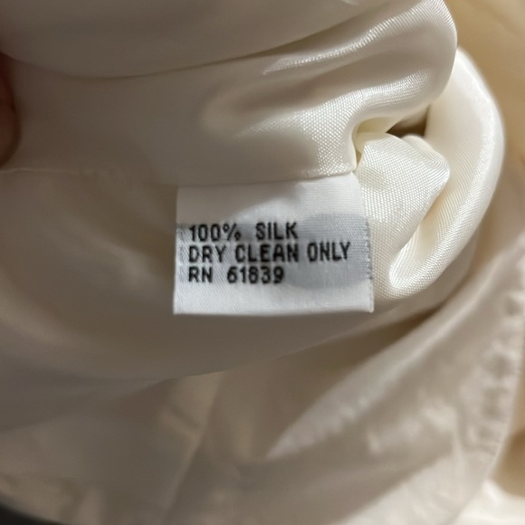 Teri Jon Cream/Ivory Silk Taffeta Ruched Evening Jacket by Rickle Freeman Size 4 - Picture 3 of 7